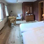 A La Ferme Du Pere Eugene Гостевой дом