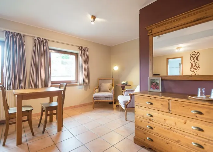 A La Ferme Du Pere Eugene בית הארחה מאלמדי