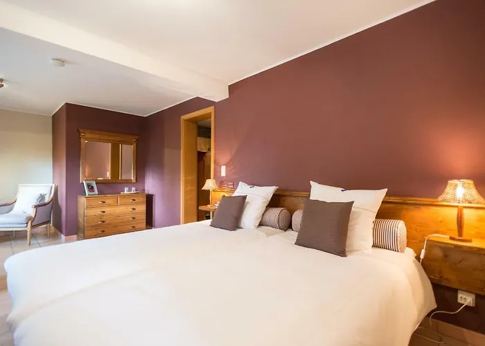 A La Ferme Du Pere Eugene מאלמדי